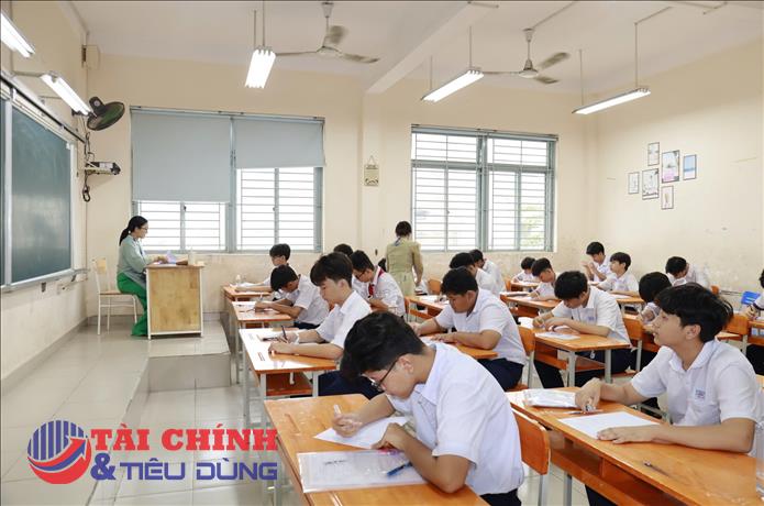 TP.HCM triển khai học bổng cho học sinh THPT chuyên và năng khiếu