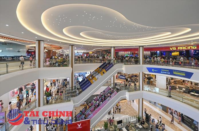 Hà Nội thêm 51.000 m2 mặt bằng bán lẻ, giá thuê bắt đầu phân hóa