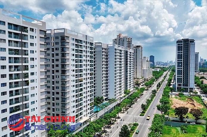 Nhà phố và đất nền giảm giá, căn hộ vẫn là điểm sáng của thị trường bất động sản