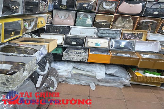 TP.HCM phát hiện hơn 3.500 vụ vi phạm hàng giả, hàng nhái trong 6 tháng đầu năm 2026