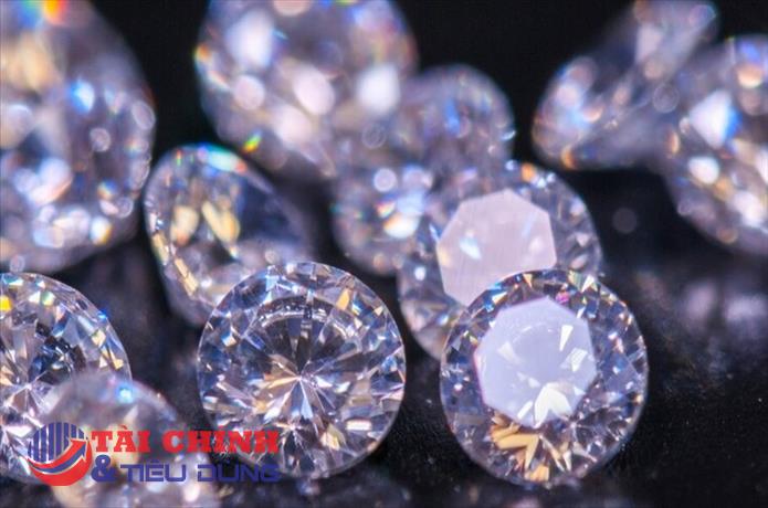 Thị trường kim cương biến động, người mua cần làm gì để bảo vệ quyền lợi?