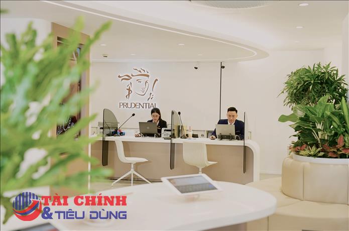 Prudential chi trả nhanh cho khách hàng gặp nạn trong mưa lũ tại Lai Châu