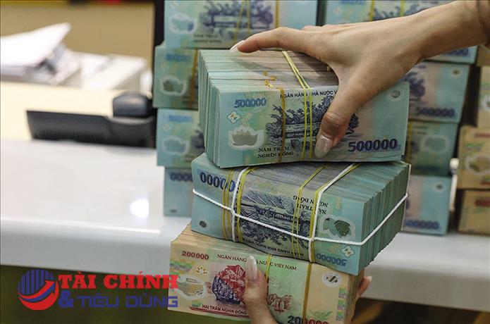 Khơi thông dòng vốn, vì sao lãi vay vẫn cao?