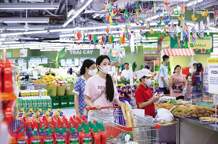 'Tiền rẻ' đã đủ lực kéo sức mua?