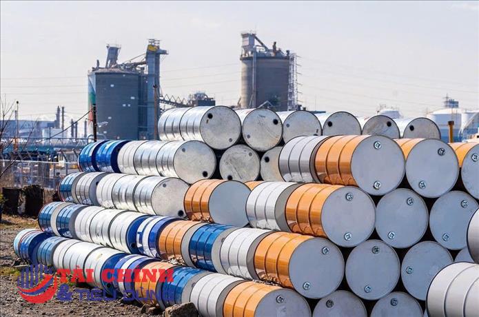Giá xăng dầu hôm nay 8/8: Dầu Brent tăng hơn 1 USD/thùng