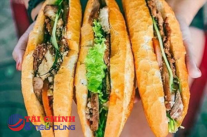 Lâm Đồng siết chặt thức ăn đường phố sau hai vụ nghi ngộ độc bánh mì