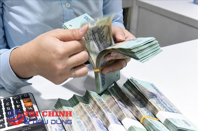 Nợ xấu tăng nhanh, bộ đệm ngân hàng thu hẹp