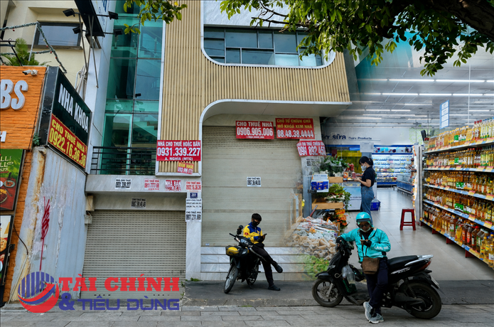 Doanh thu bán lẻ tăng, vì sao cửa hàng vẫn đóng cửa?