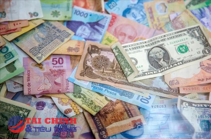 Tỷ giá ngoại tệ hôm nay 15/8: Đồng USD giảm trước dấu hiệu kinh tế Mỹ chậm lại