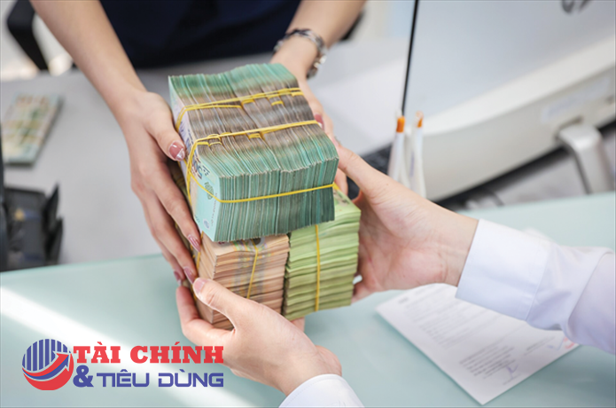 Thanh khoản bớt căng, vì sao lãi suất vẫn khó giảm?