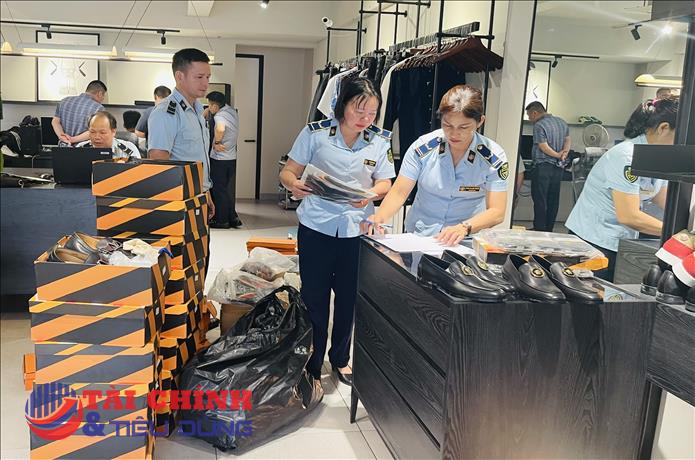 Giữ thương hiệu giữa "ma trận" hàng giả trên môi trường số