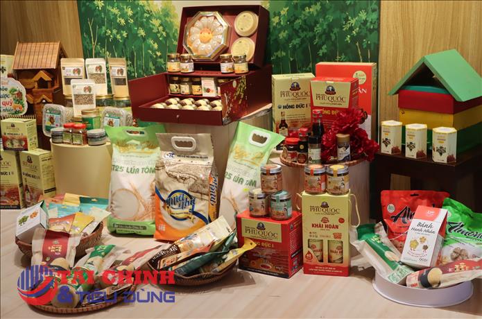 Hàng Việt chiếm lĩnh quầy kệ, cuộc đua chuyển sang giữ chân khách hàng