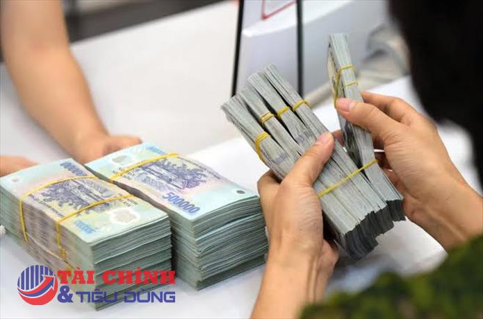 Tín dụng tăng nhanh, cuộc đua huy động vốn nóng trở lại