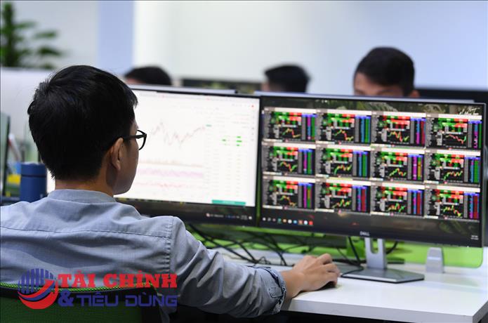 VN-Index có thể chịu thêm áp lực trong tháng 10 khi dòng tiền thận trọng